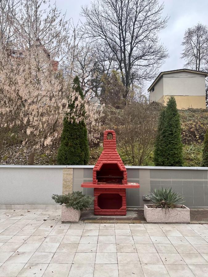 Apartman Floresta - In Front Of Japanese Garden, Enchanting Nature View, Spotless And Cozy Vrnjačka Banja Kültér fotó