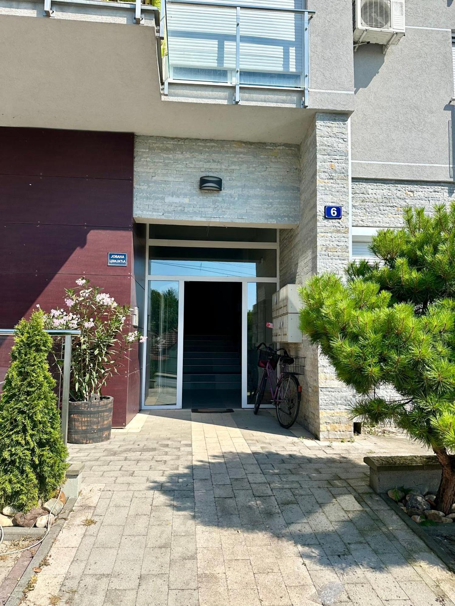 Apartman Floresta - In Front Of Japanese Garden, Enchanting Nature View, Spotless And Cozy Vrnjačka Banja Kültér fotó